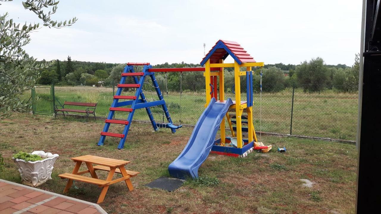 Apartments Villa Adamović Umago Esterno foto