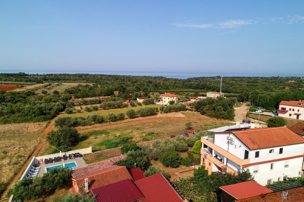 Apartments Villa Adamović Umago Esterno foto