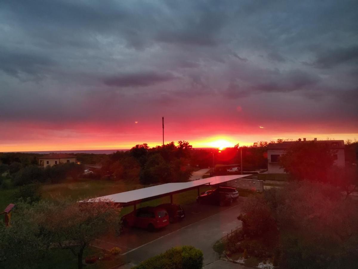 Apartments Villa Adamović Umago Esterno foto
